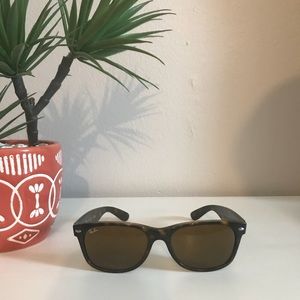 Ray ban sunglasses